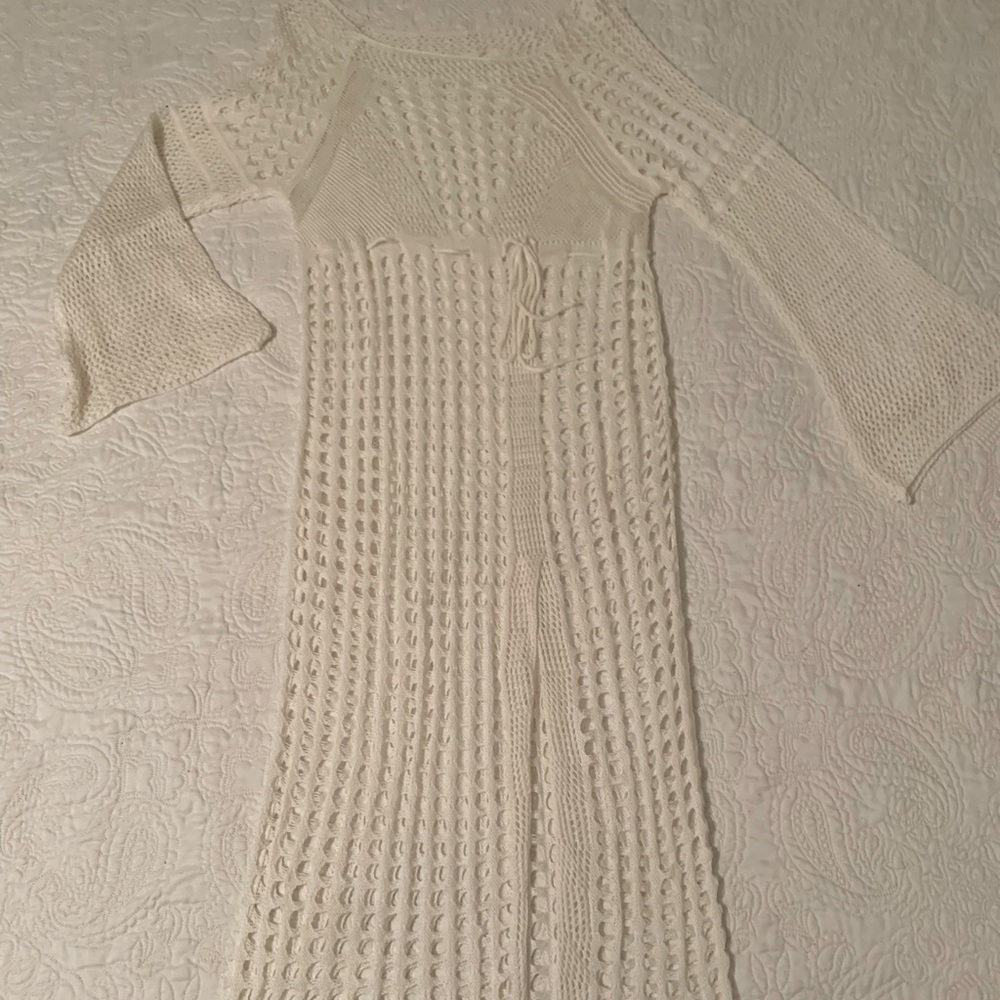 NWOT!!!Cupshe white crocheted maxi beach coverup size S